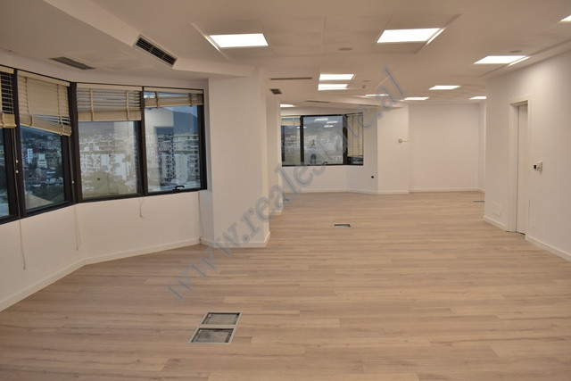 Office space for rent in Deshmoret e Kombit Boulevard at the Twin Towers in Tirana.
It is located o